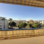 Appart 4 Pers - L\'Echapee D\'Ipanema, Classe 2 Etoiles - Terrasse, Garage, Piscine, 750 M Plage - Capitalchic Services Frejus