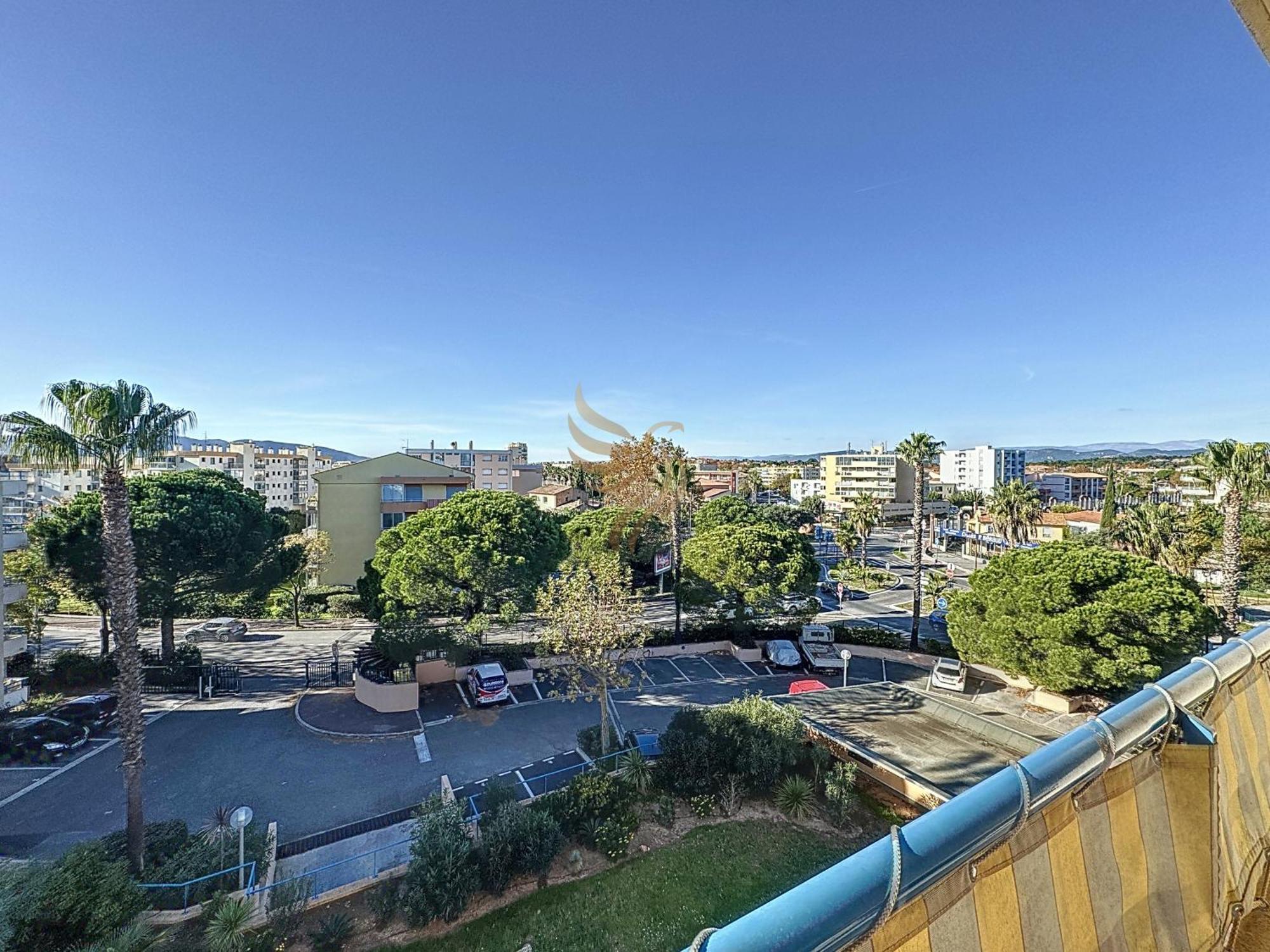 Appartement 4 Pers - L'echapee D'ipanema, Classe 2 Etoiles - Terrasse, Garage, Piscine, 750 M - Capitalchic Services *